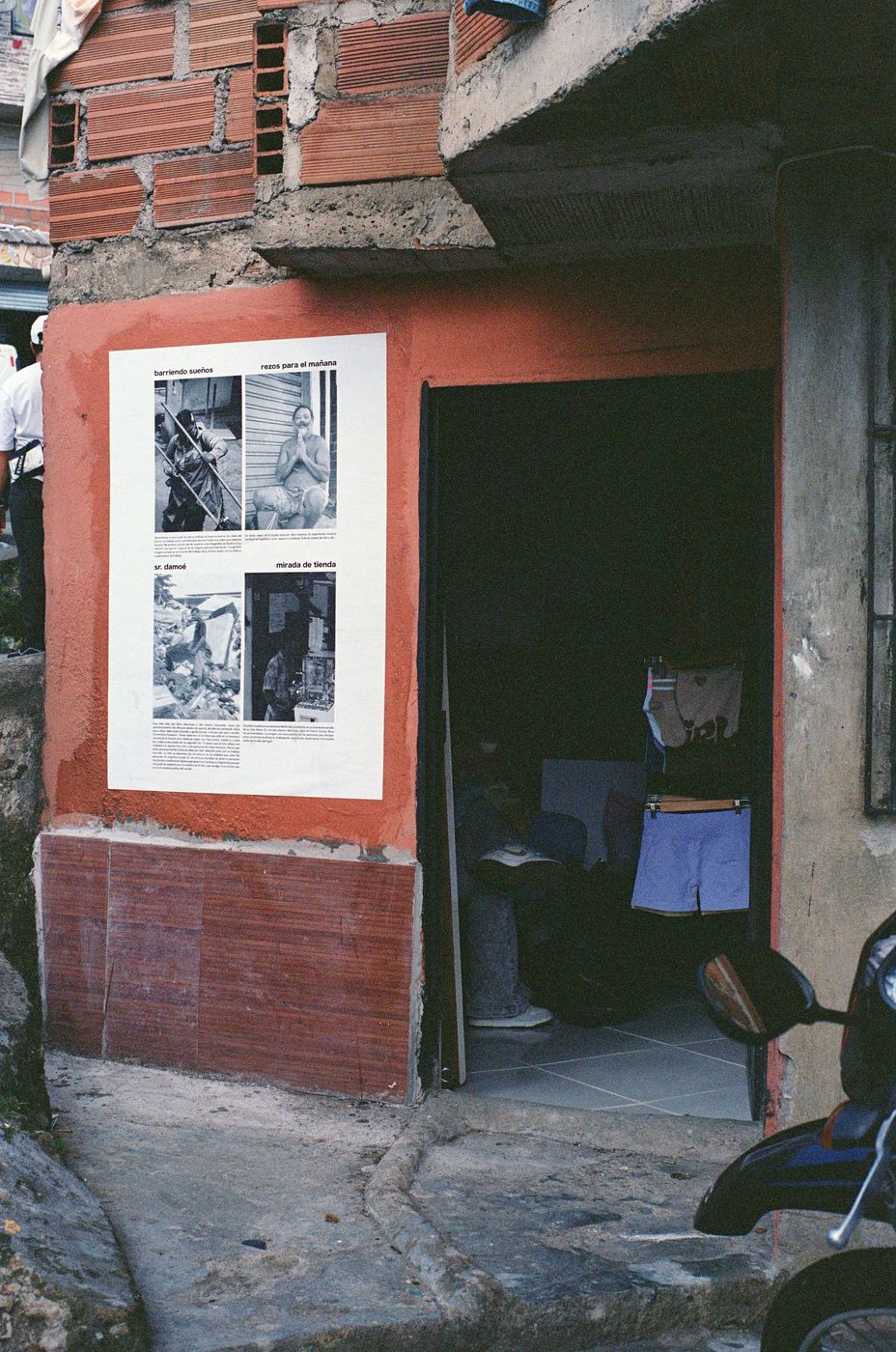 l'accrochage · le cadre orange