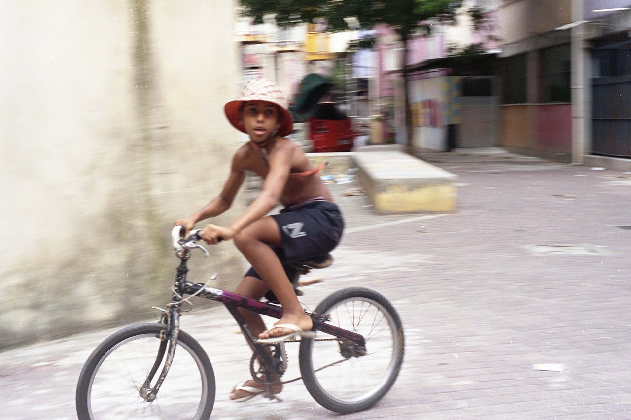 bicicleta · « premières rencontres entre montreuil et rio », Rio de Janeiro, 2024