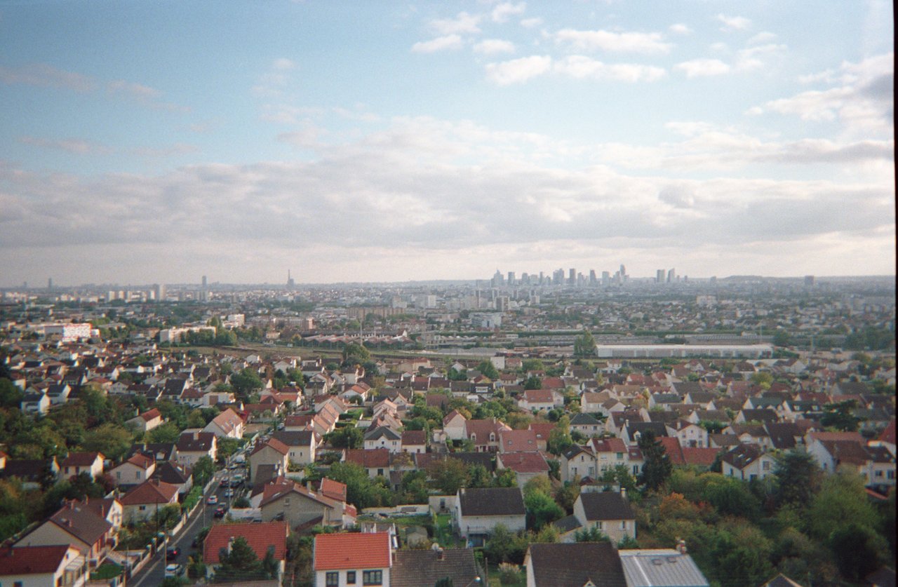 La vue d’Argenteuil · « la cité des bulles », Argenteuil, 2022