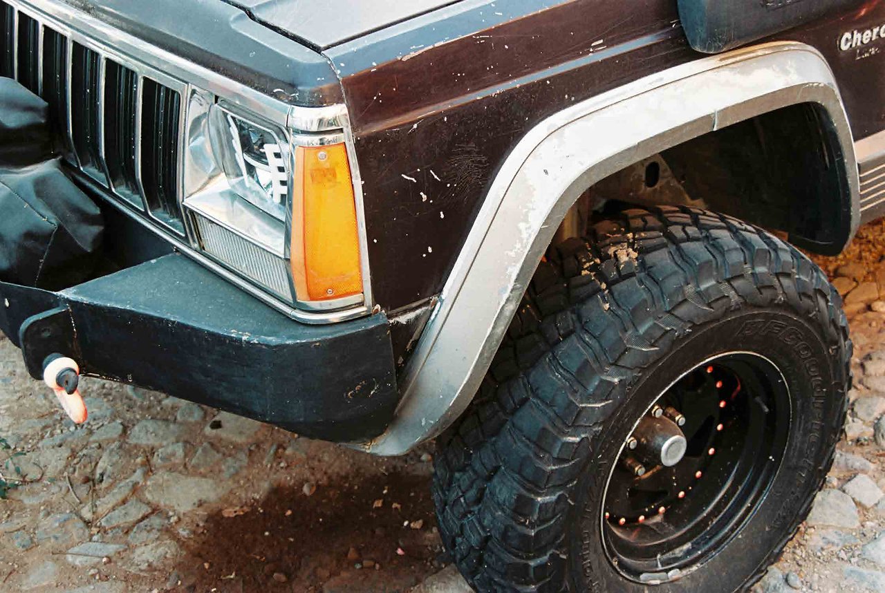 la jeep · « la calle más chingona de jalisco », Ciudad Guzmán, 2023