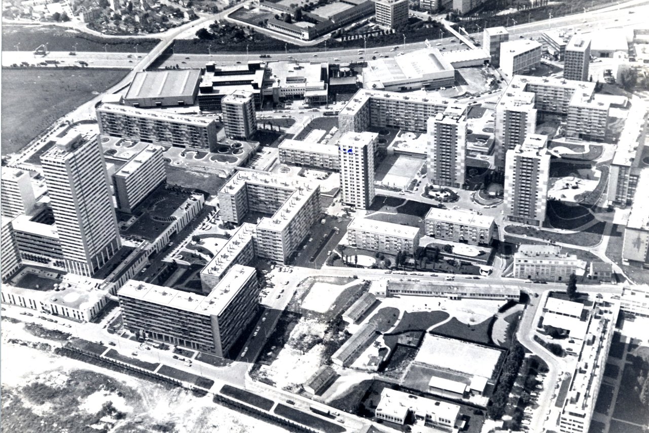 « cyanotypes sur verre », Bagnolet, 2024