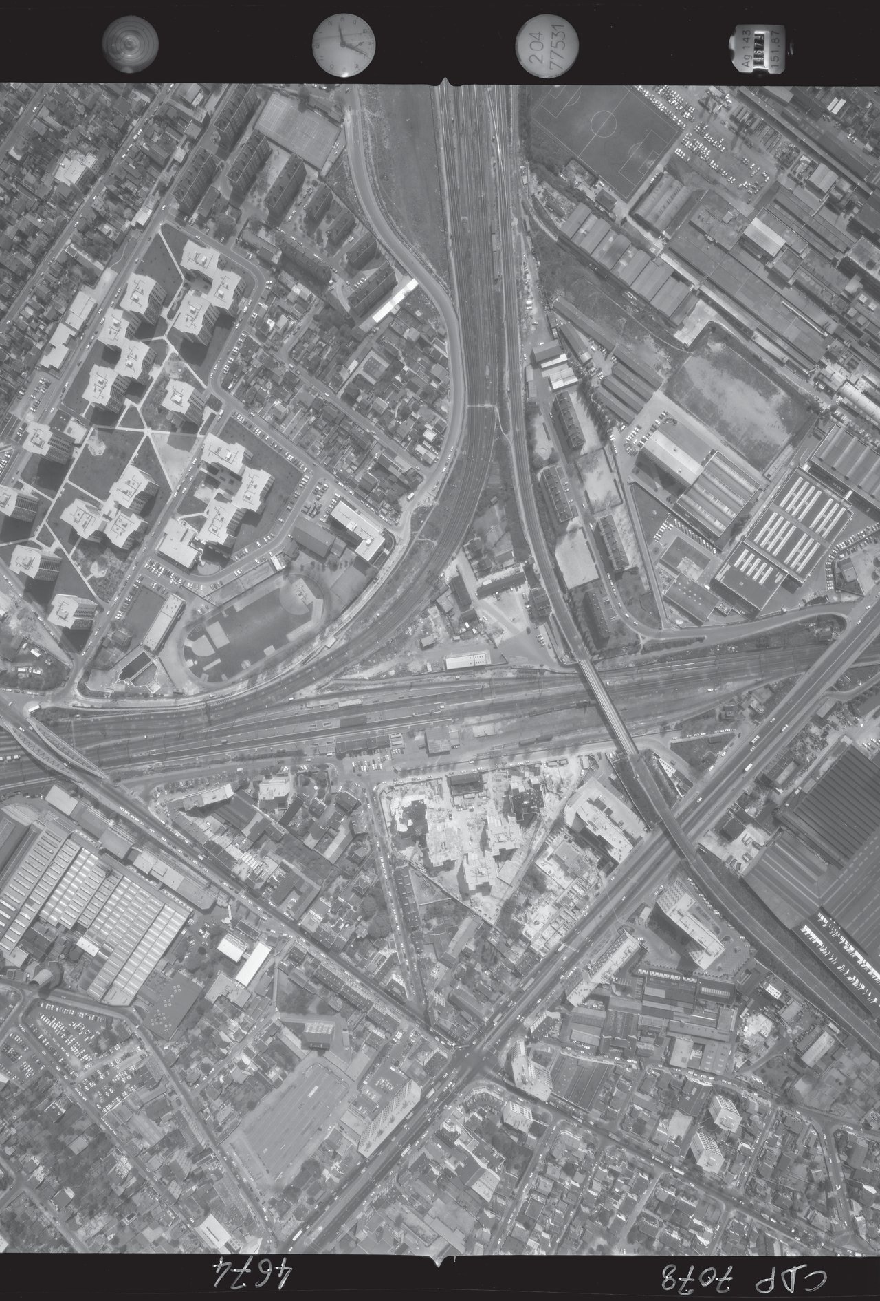 archive · « trains de vie », Drancy, 2026