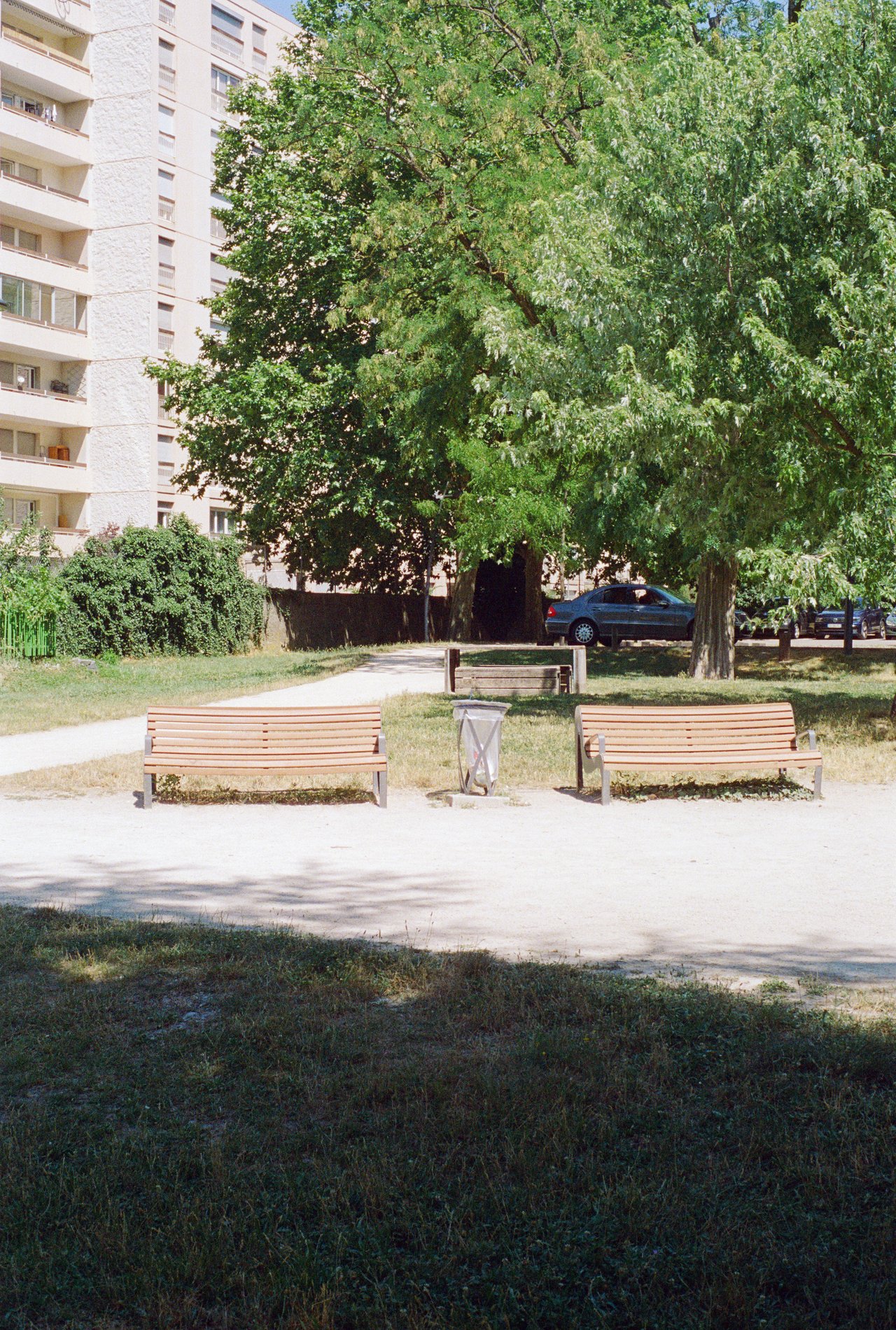 les 2 bancs · « sans mur », Le Pont-de-Claix, 2026
