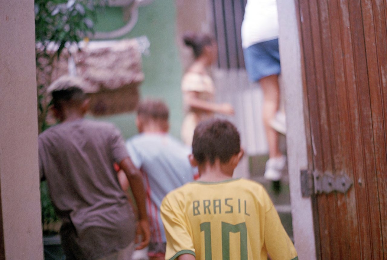 a comunidade · « nossa júlio otoni », Rio de Janeiro, 2024