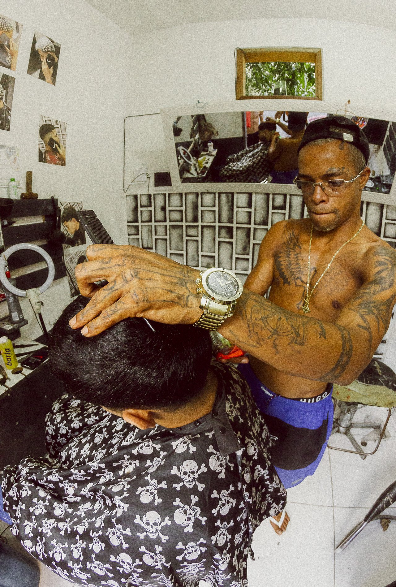 maquininha, rey del corte · « favela ocho », Rio de Janeiro, 2026