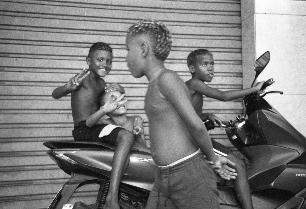 movimiento · « favela ocho », Rio de Janeiro, 2026