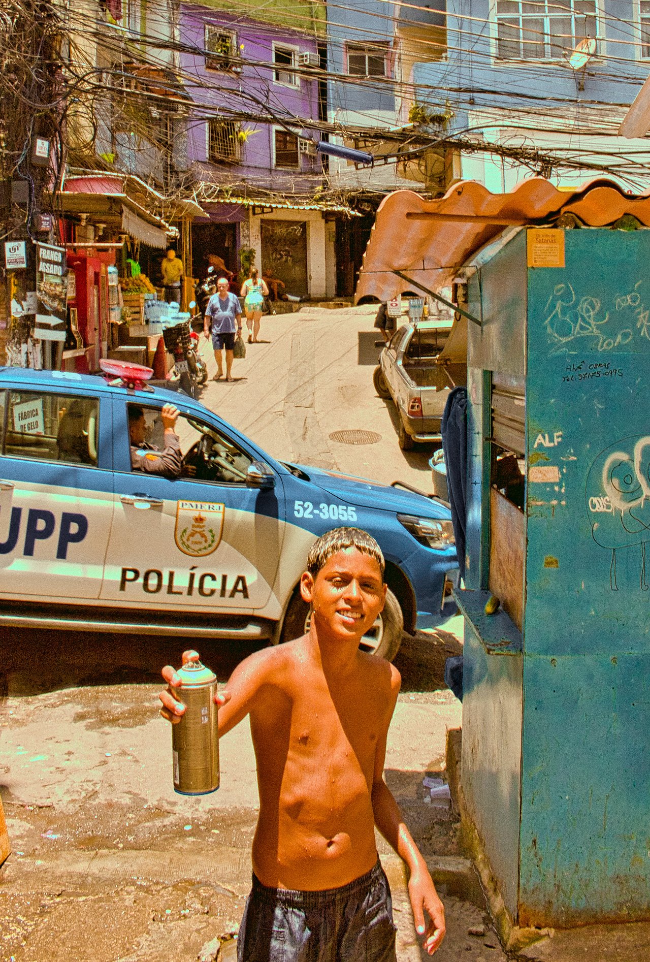 breninho, terror de la rua 4 · « favela ocho », Rio de Janeiro, 2026
