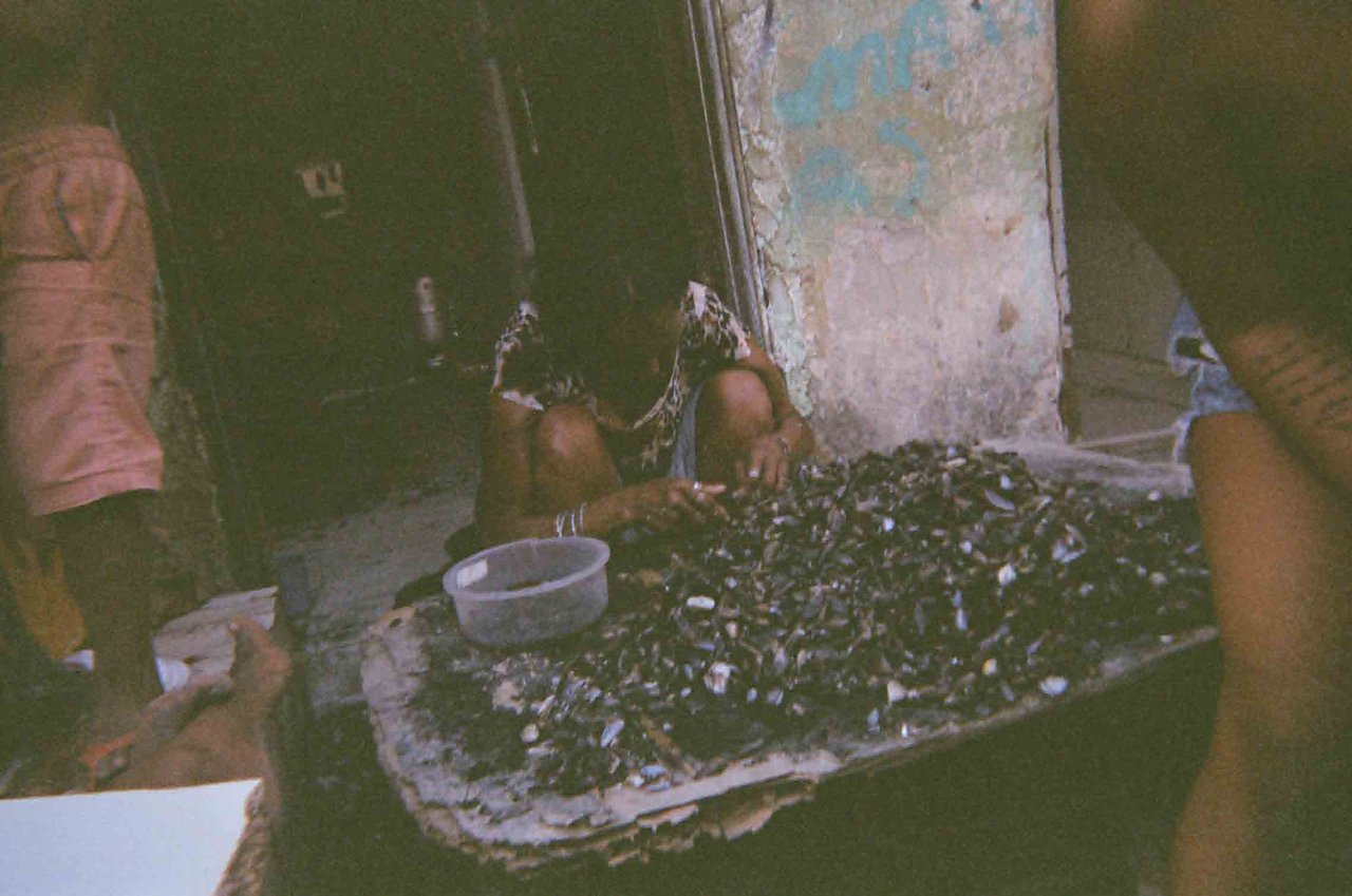 na frente da casa da minha avó · « pontos de vista do pina », Recife, 2023