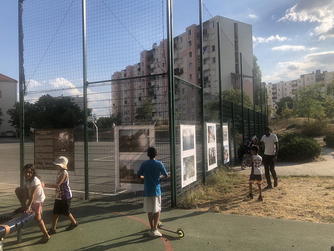 « le petit nanterre avant/maintenant », Petit Nanterre, Nanterre, 29 juillet 2022