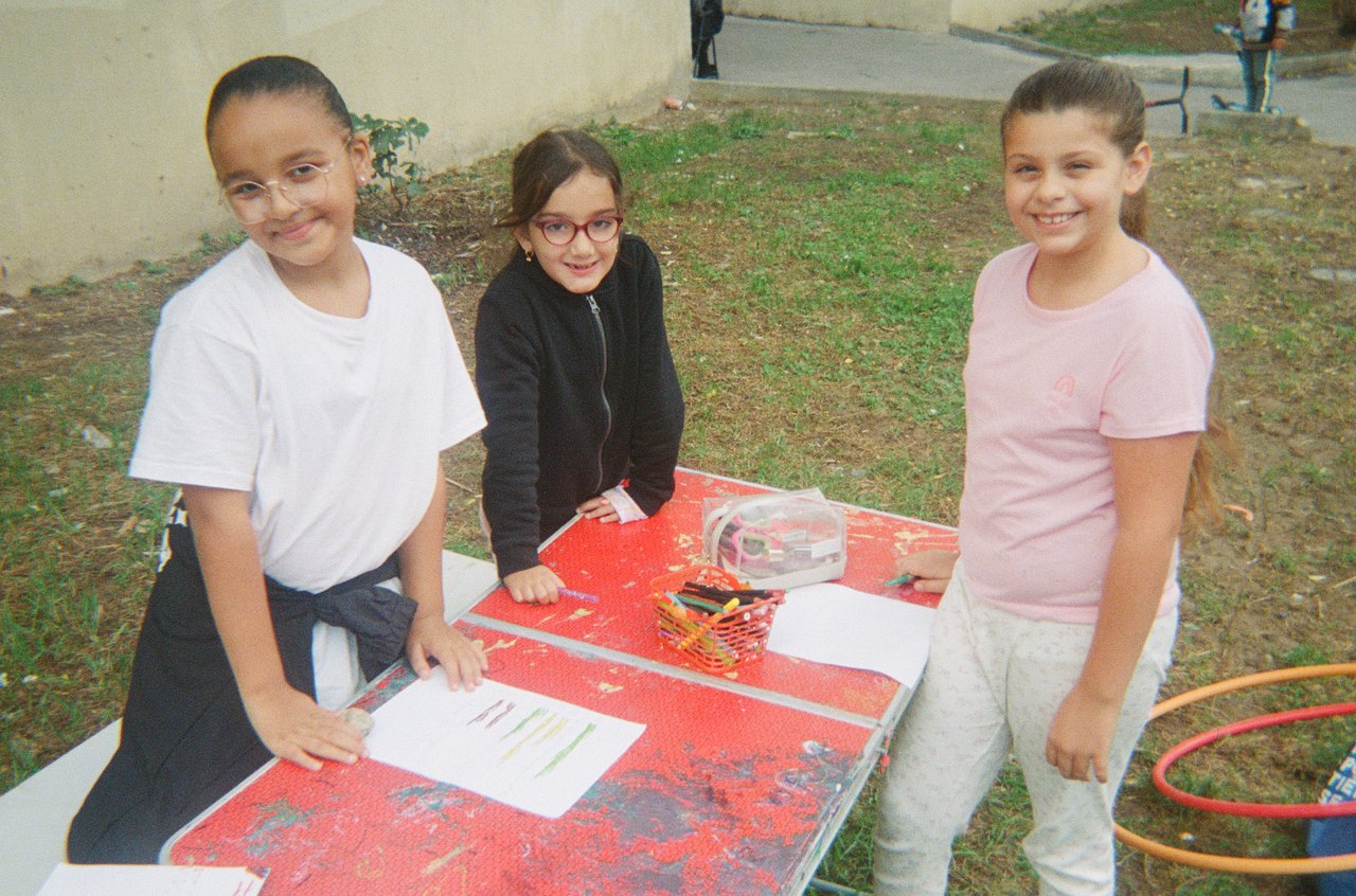 patricia, jade et louhiba · « la galerie des ruches », Marseille, 2023